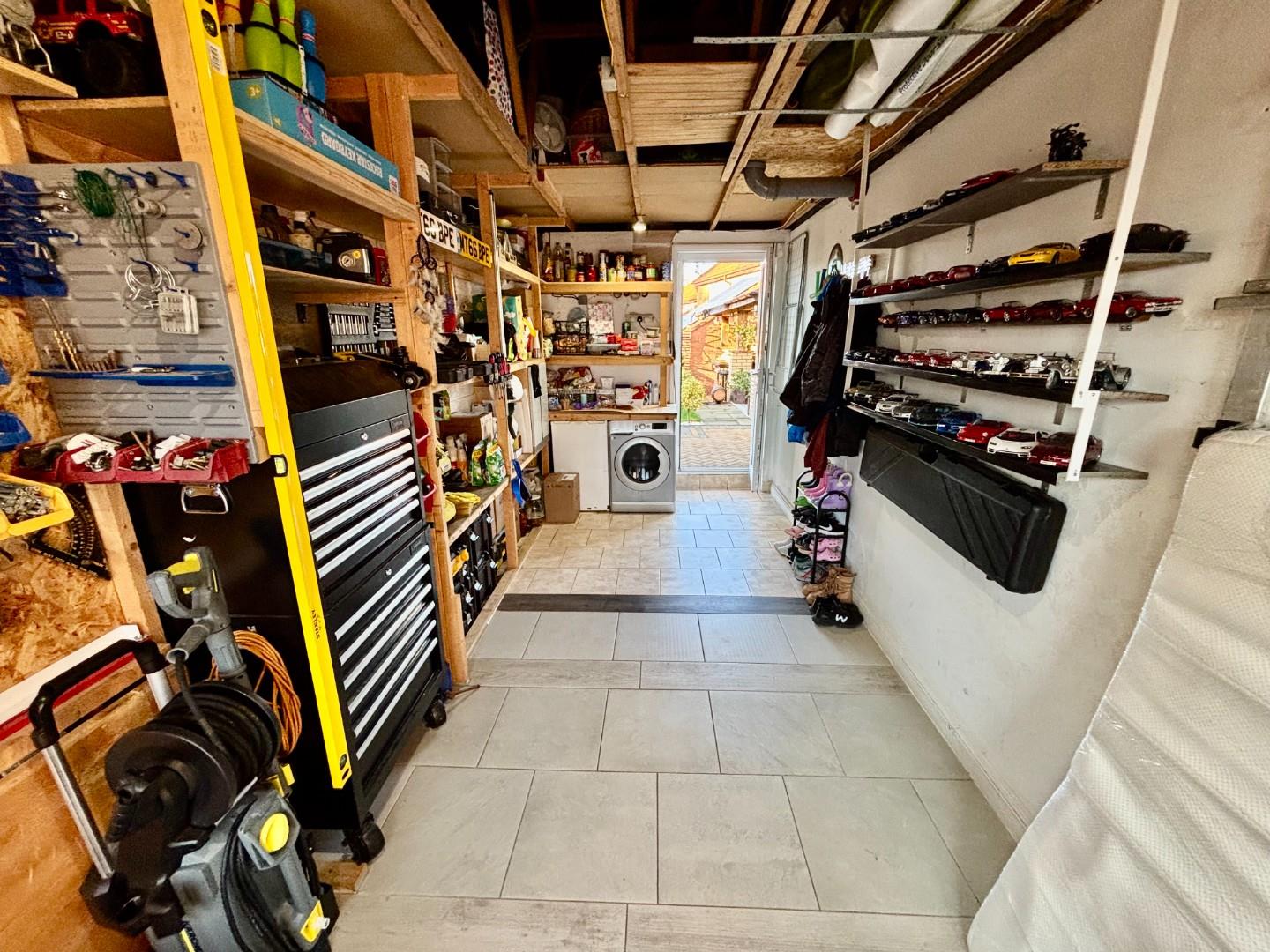 Farmhill Road, Southfields