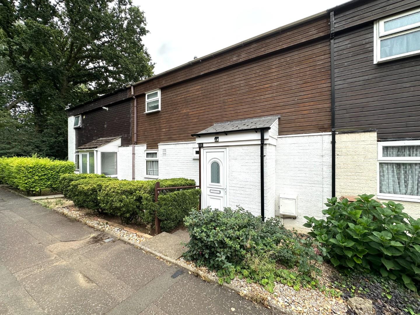 Waypost Court, Lings