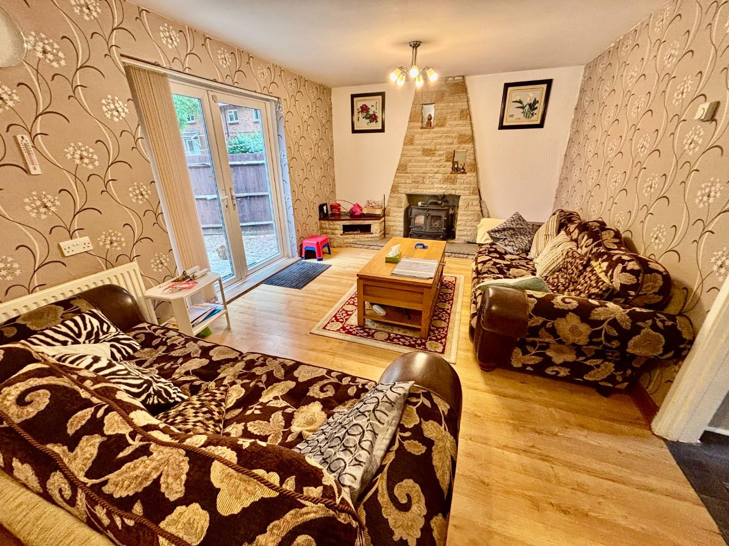 Streambank Road, Thorplands Brook