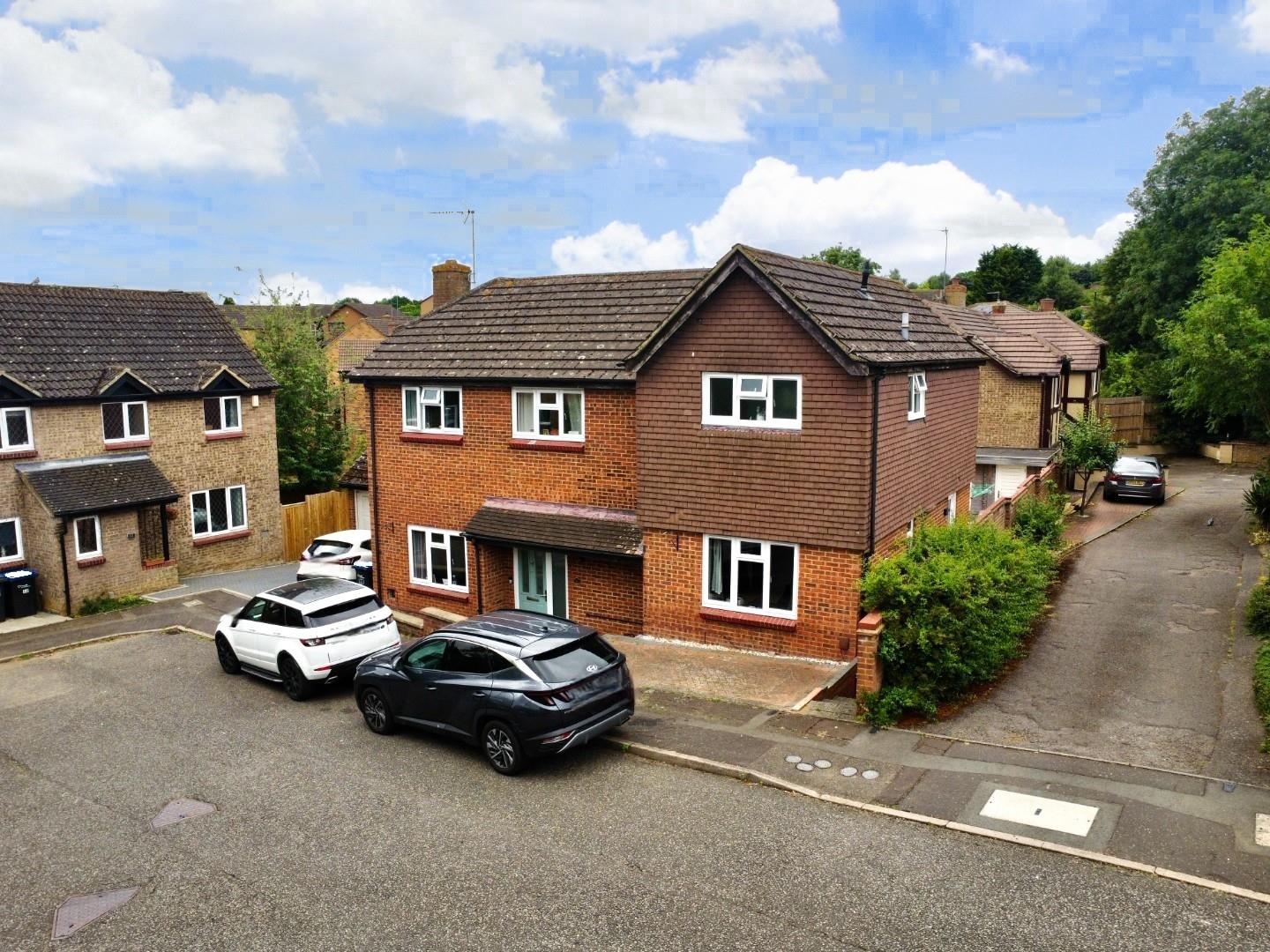 Healey Close, Rectory Farm