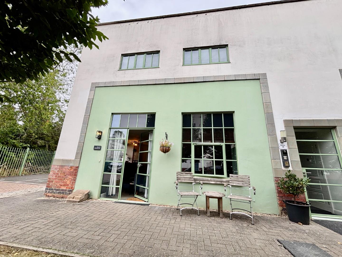 Leatherworks Way, Little Billing