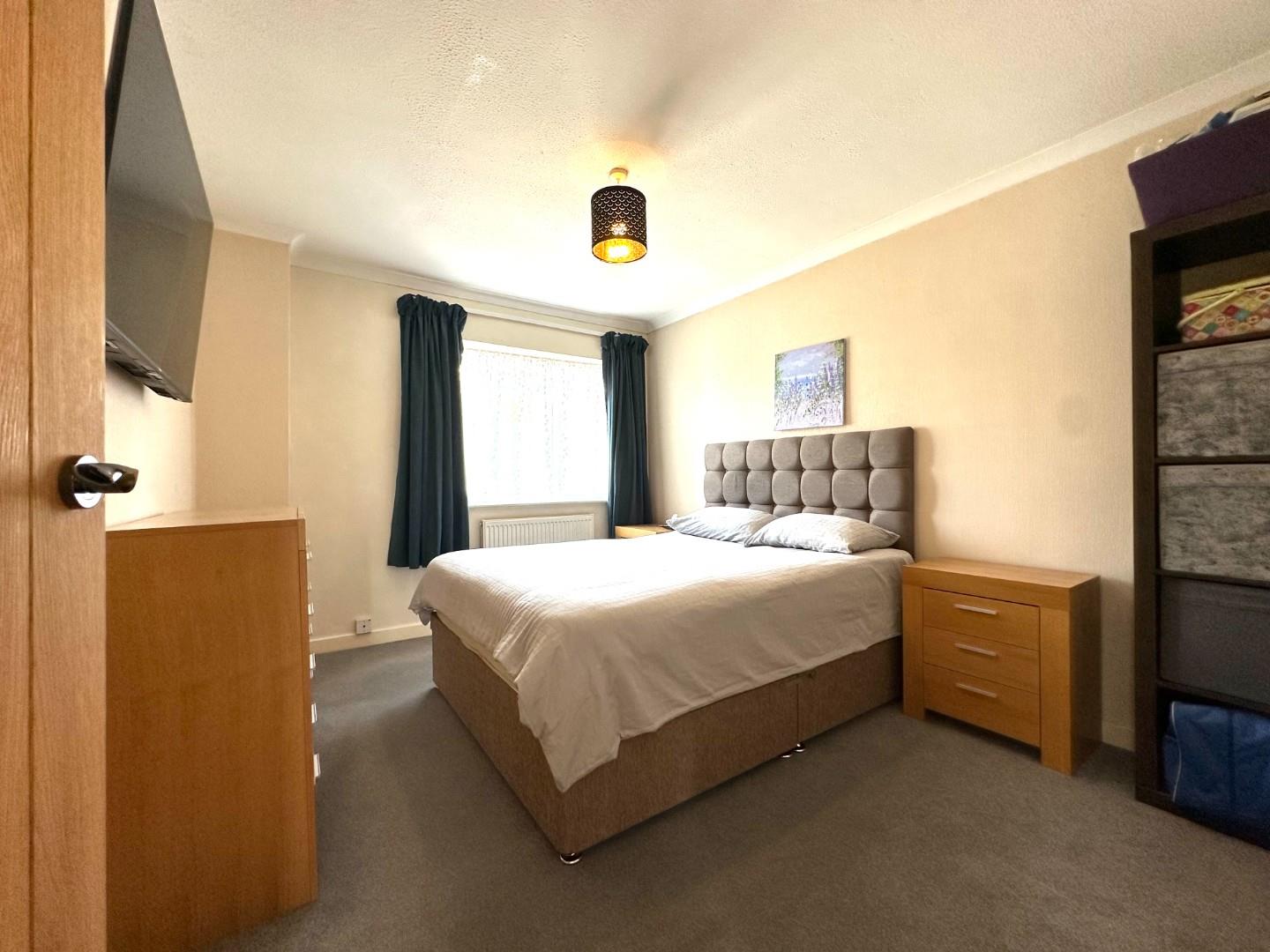 Conyngham Road, Meadowfields