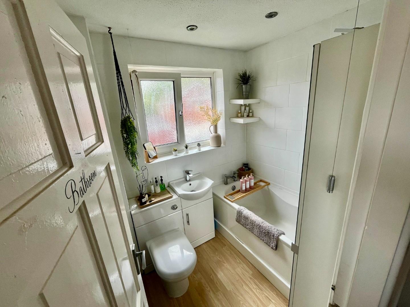 Fishers Close, Little Billing