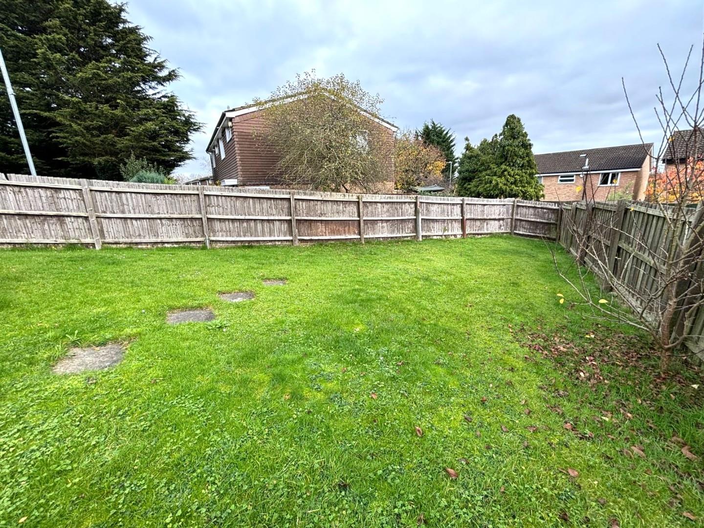 Flaxwell Court, Standens Barn
