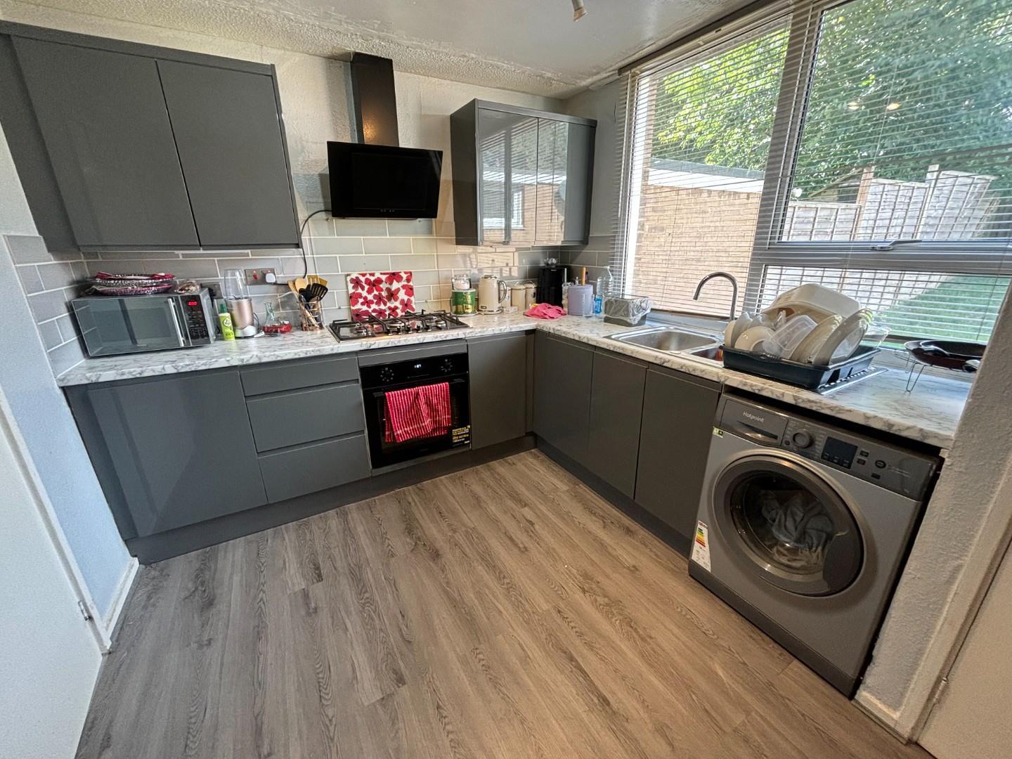 Longueville Court, Lumbertubs