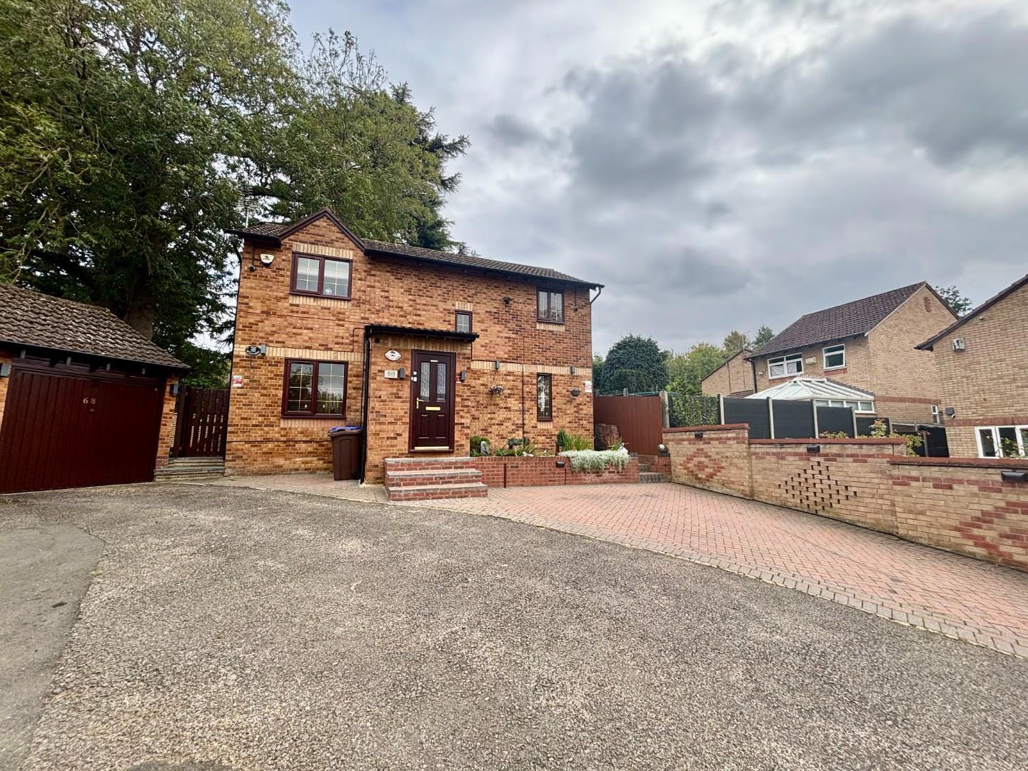 Pine Ridge, Southfields