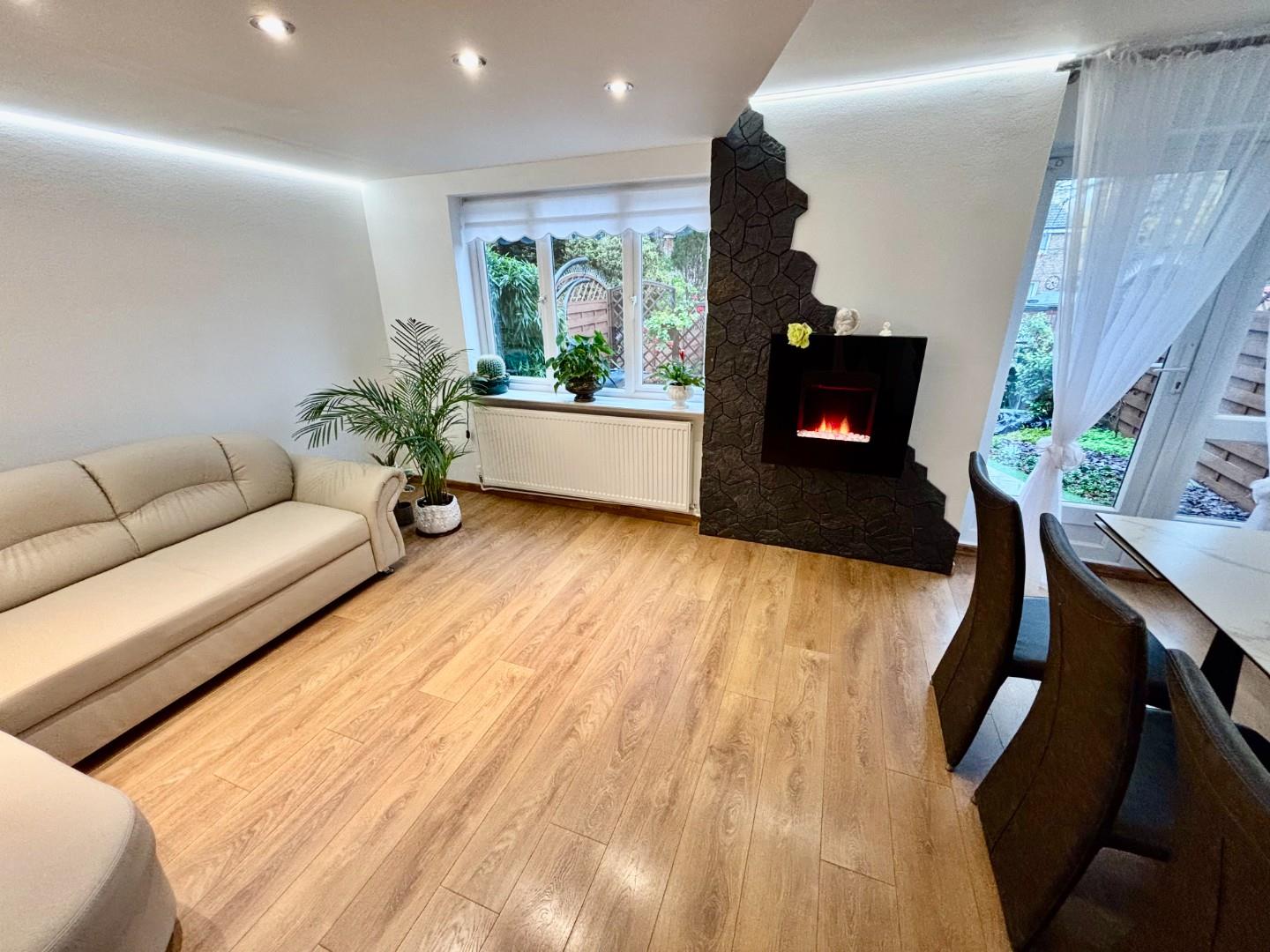 Middlemarch, Woodfields