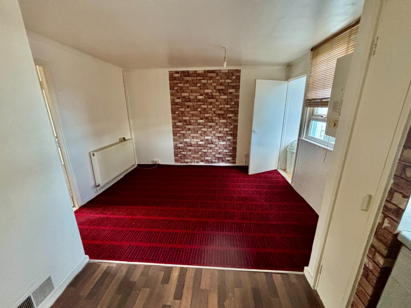 Swain Court, Lumbertubs