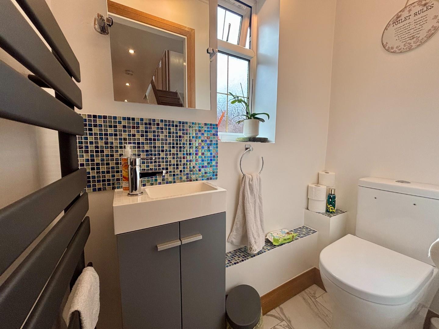 Pine Ridge, Southfields