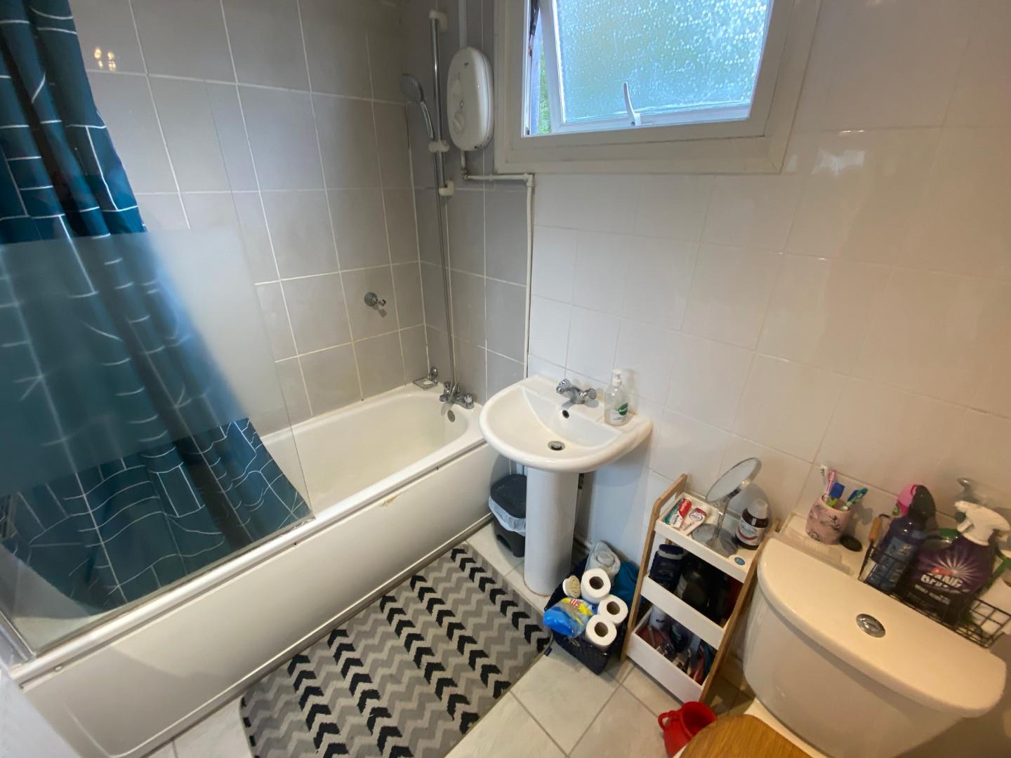 Longueville Court, Lumbertubs