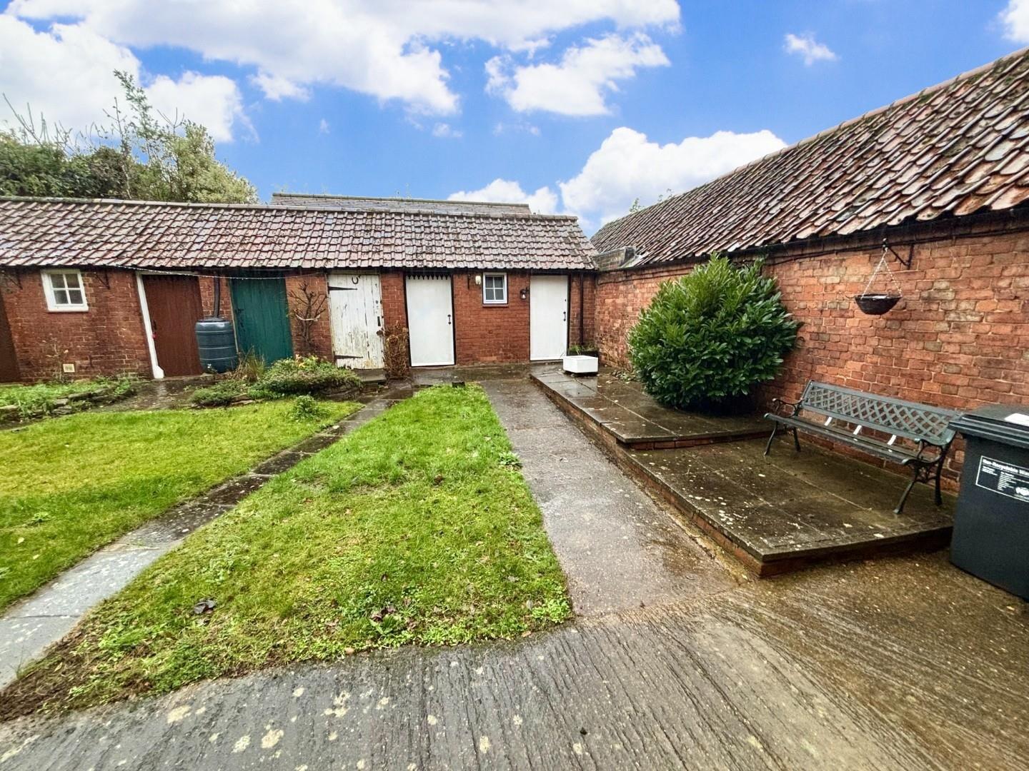 Pound Lane, Great Billing Village