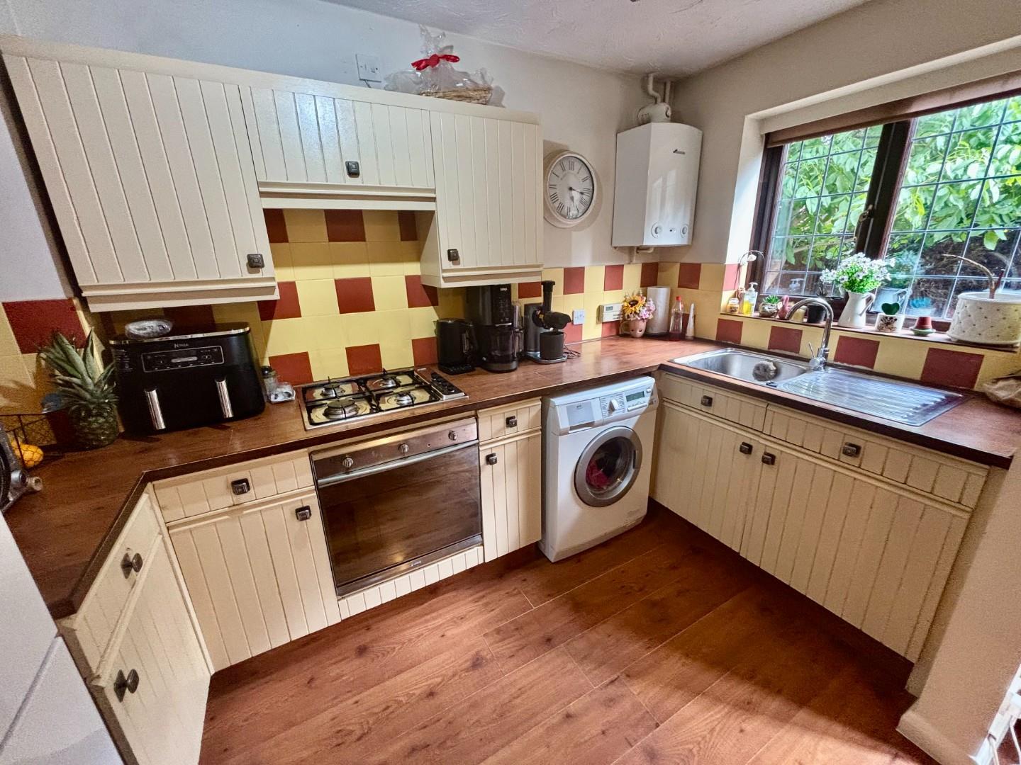 Longford Avenue, Little Billing