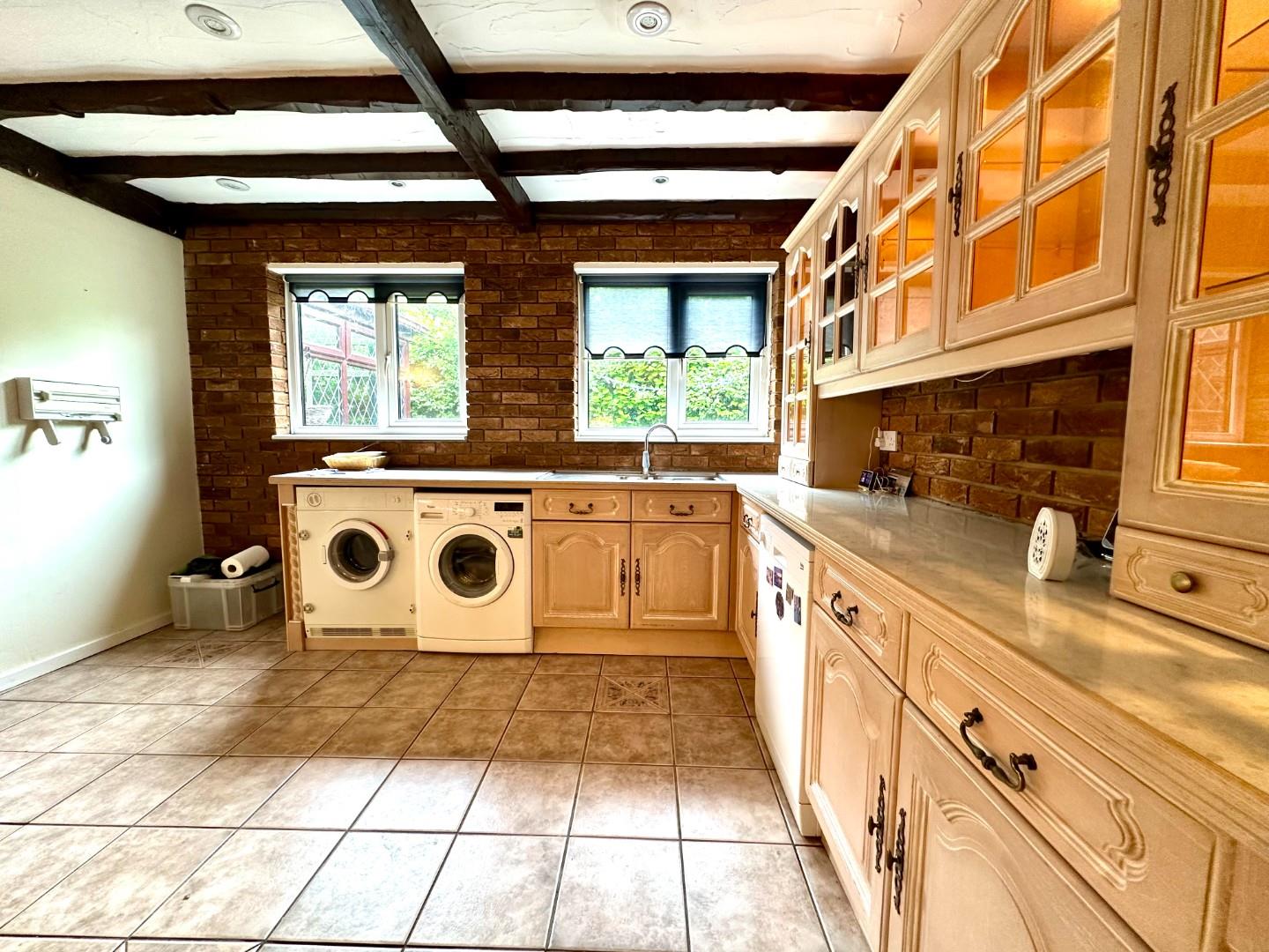 Orchard Hill, Little Billing