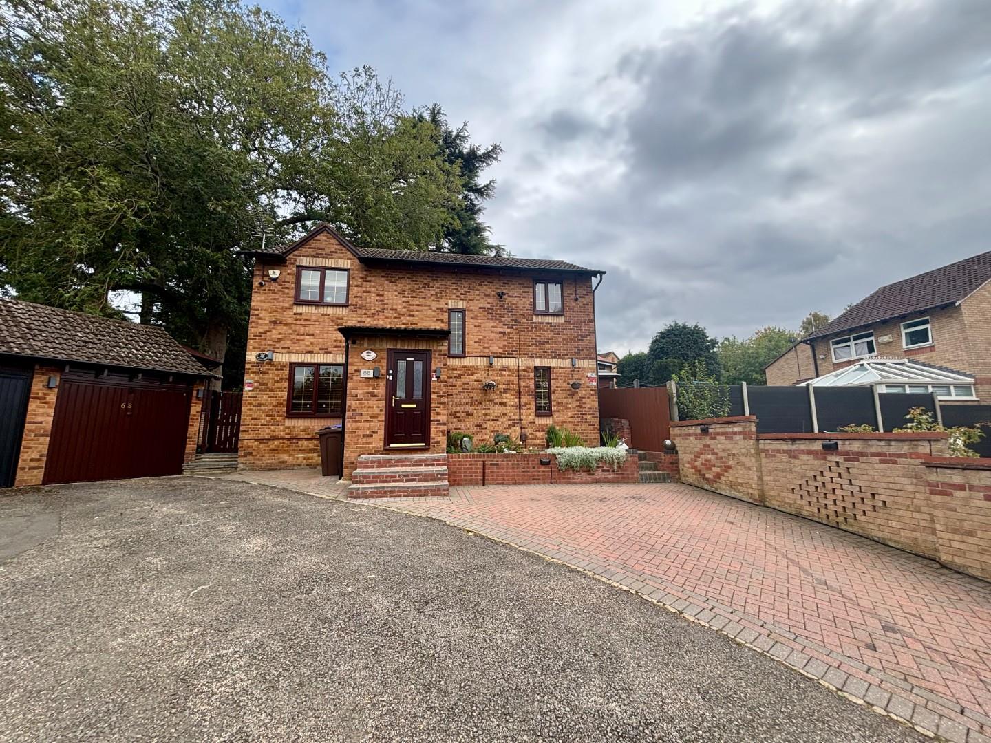 Pine Ridge, Southfields