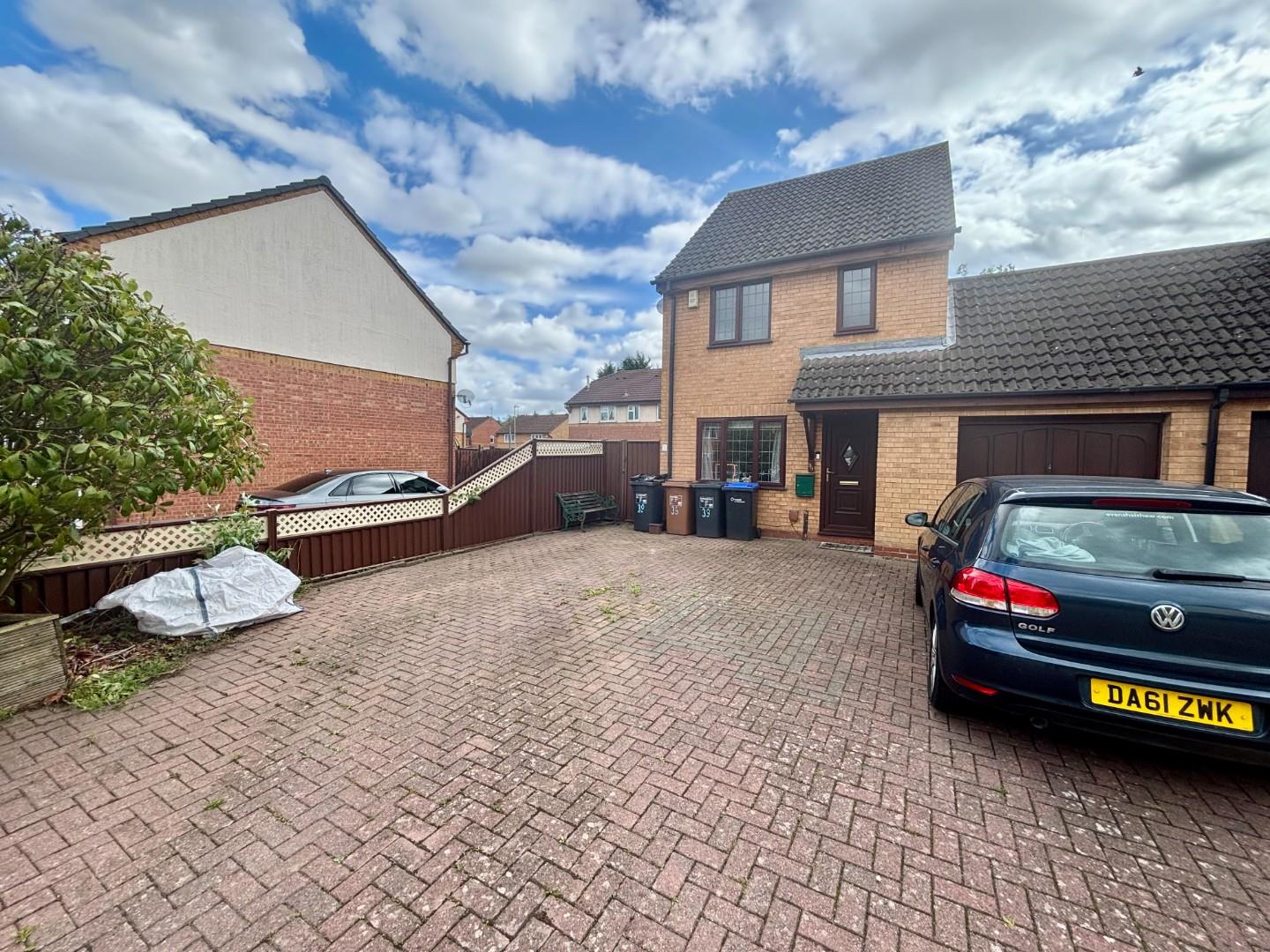 Longford Avenue, Little Billing