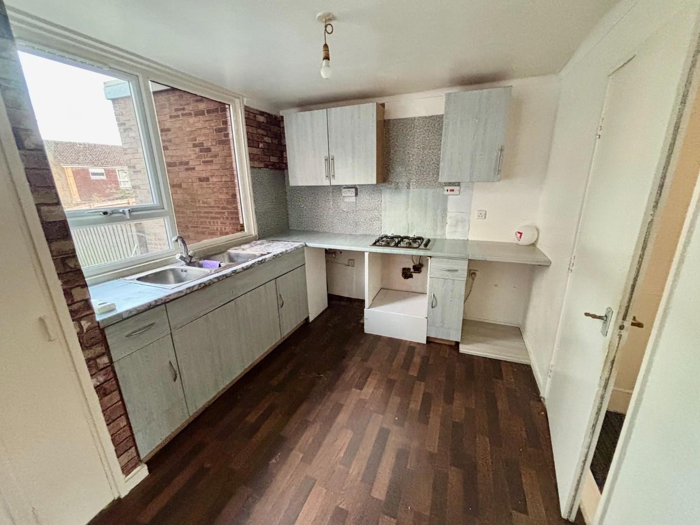 Swain Court, Lumbertubs