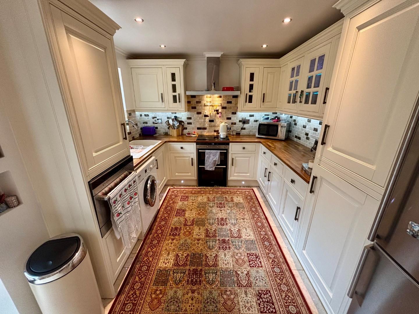 Pine Ridge, Southfields