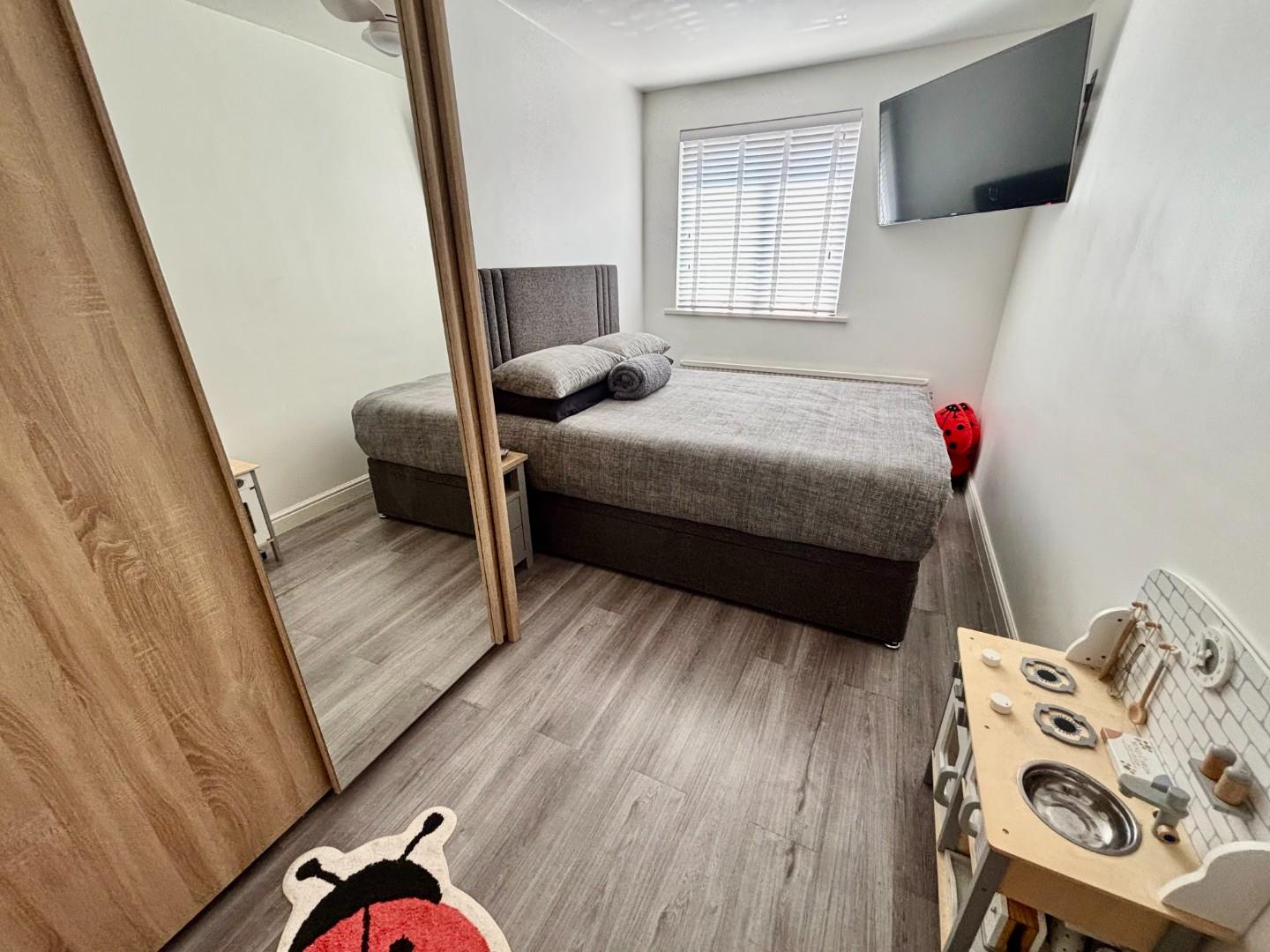 Mapperley Drive, Wakes Meadow