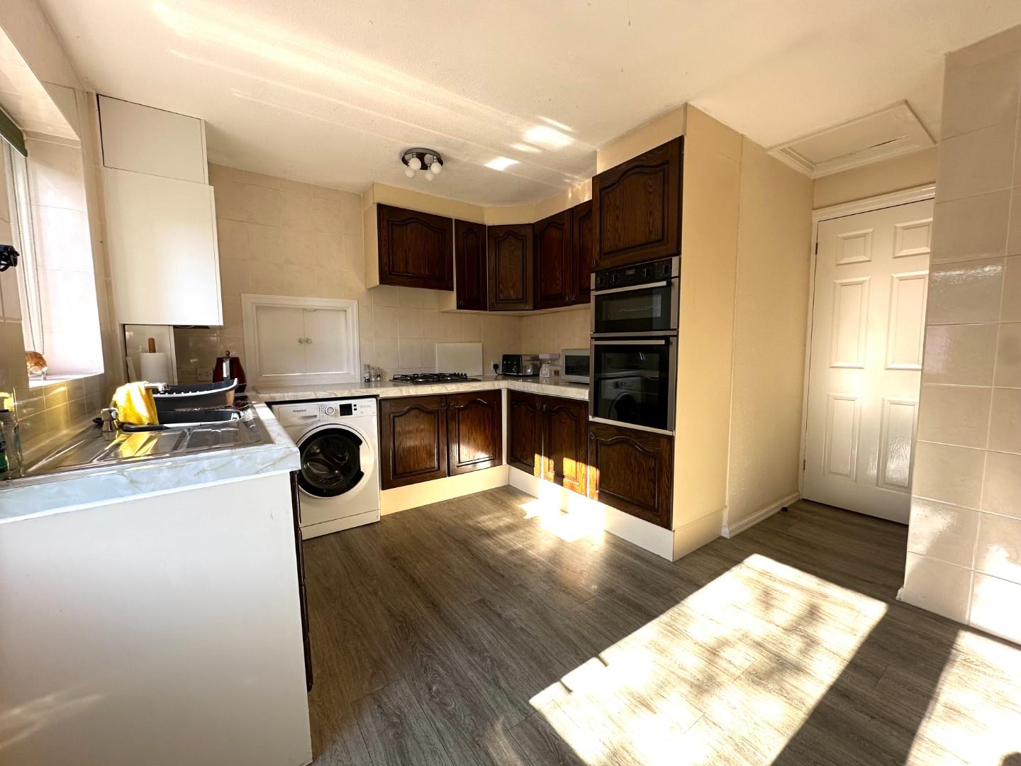 Juniper Court, Berrydale