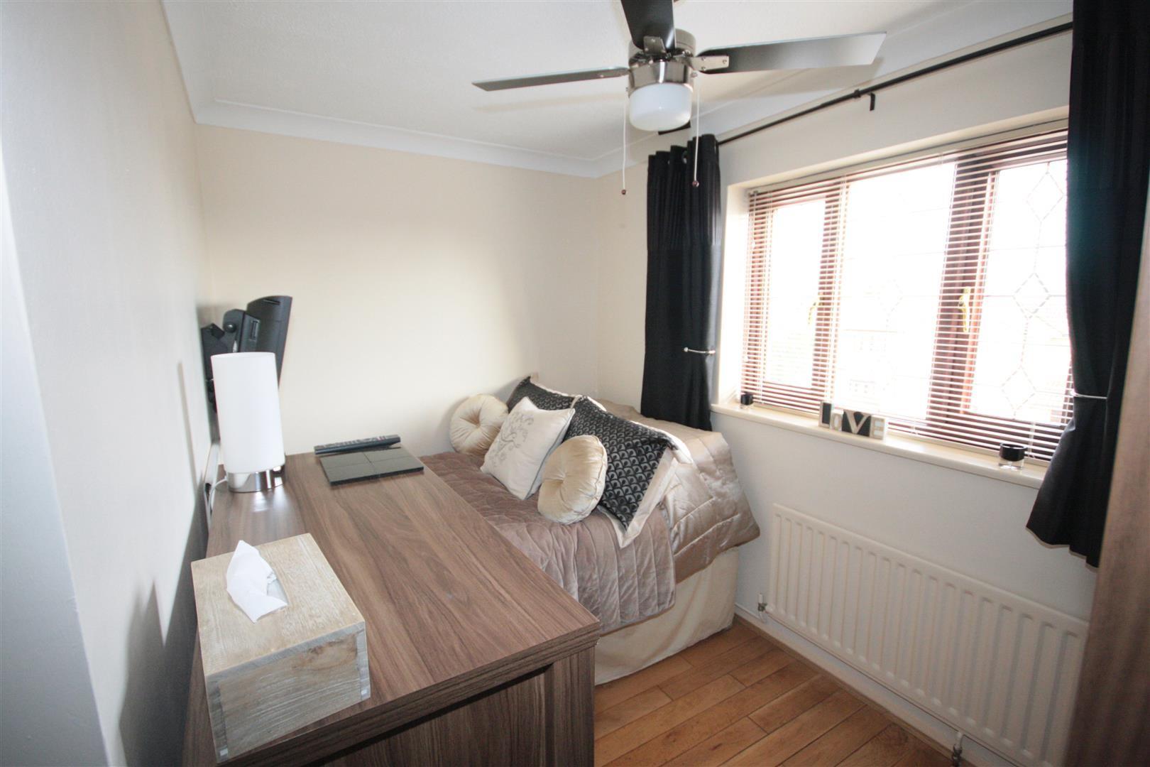 Russet Drive, Little Billing