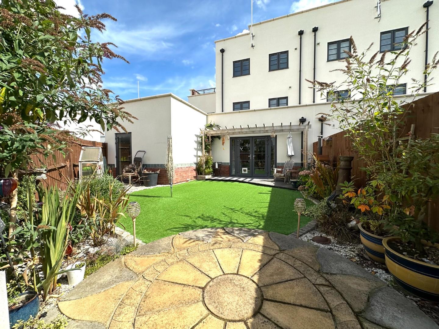 Leatherworks Way, Little Billing