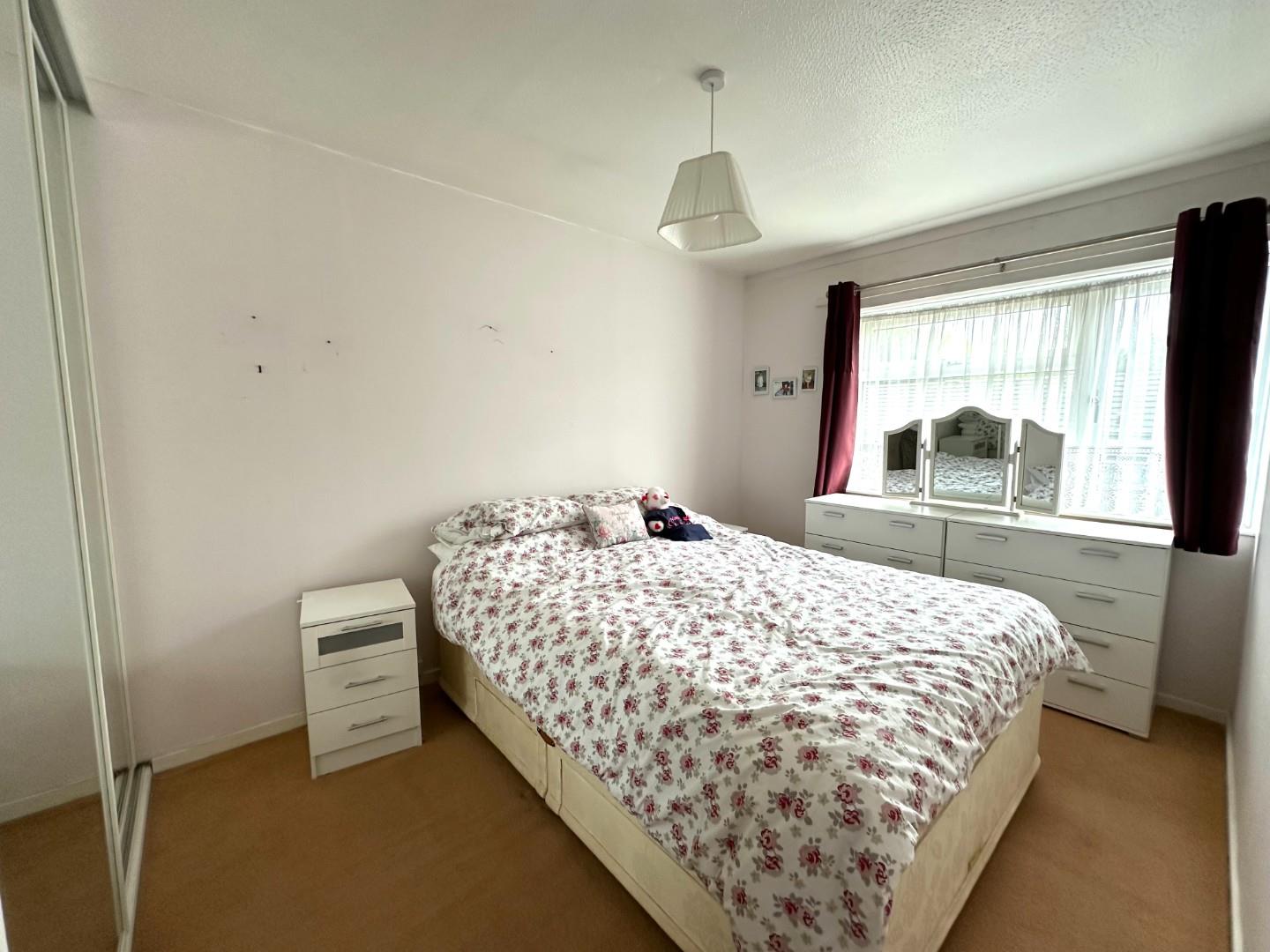 Waypost Court, Lings