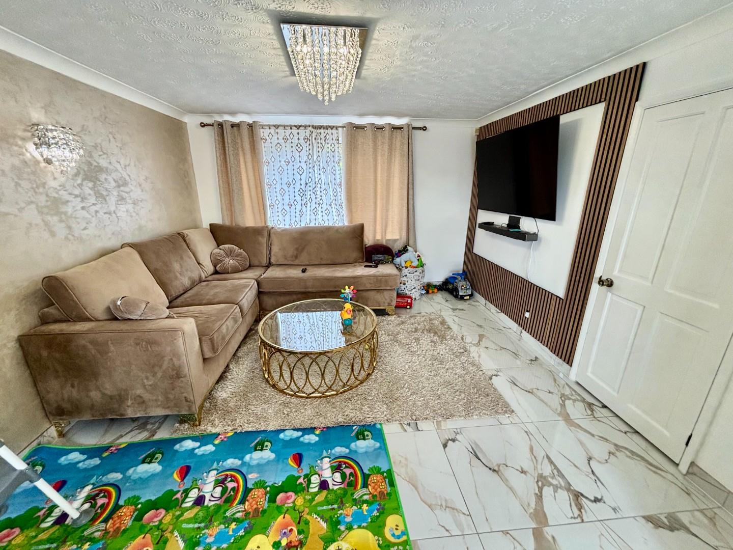 Daimler Close, Rectory Farm