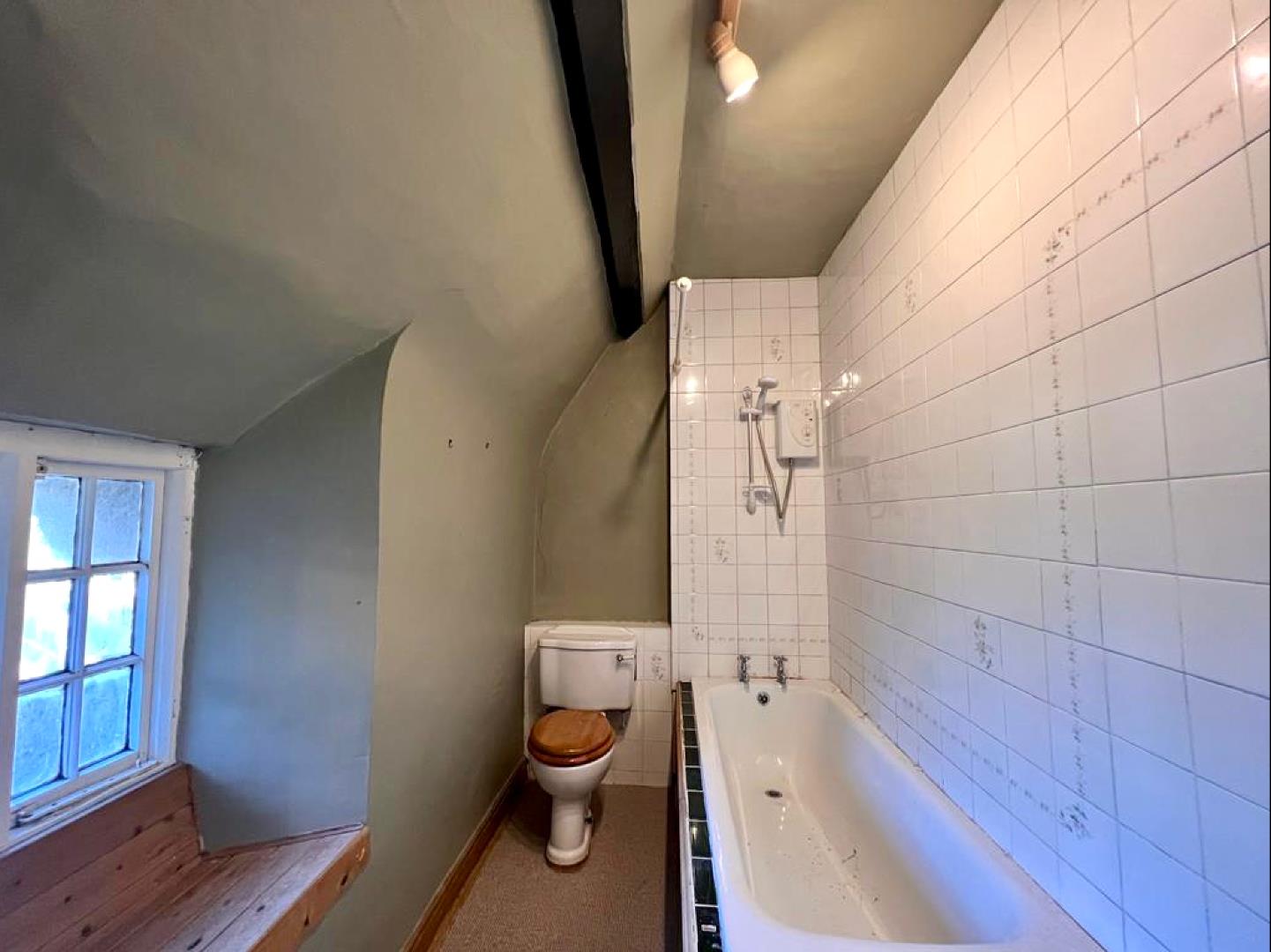 Orchard Hill, Little Billing