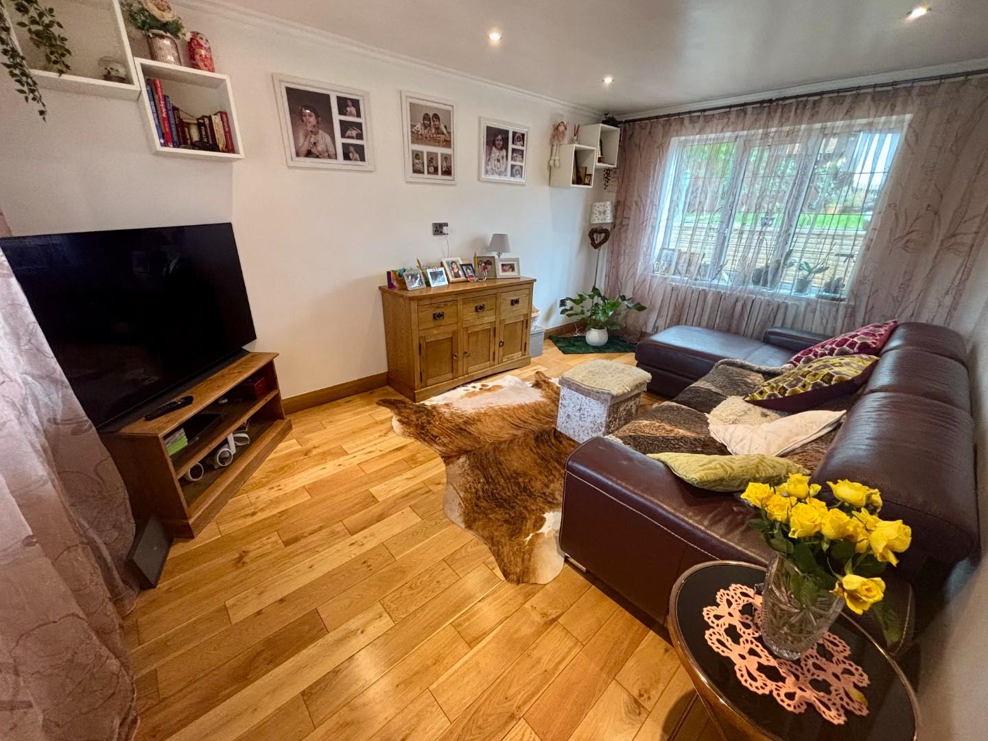 Pine Ridge, Southfields