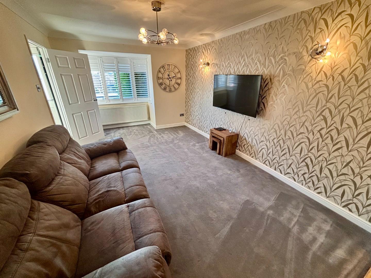 Ecton Park Road, Ecton Brook