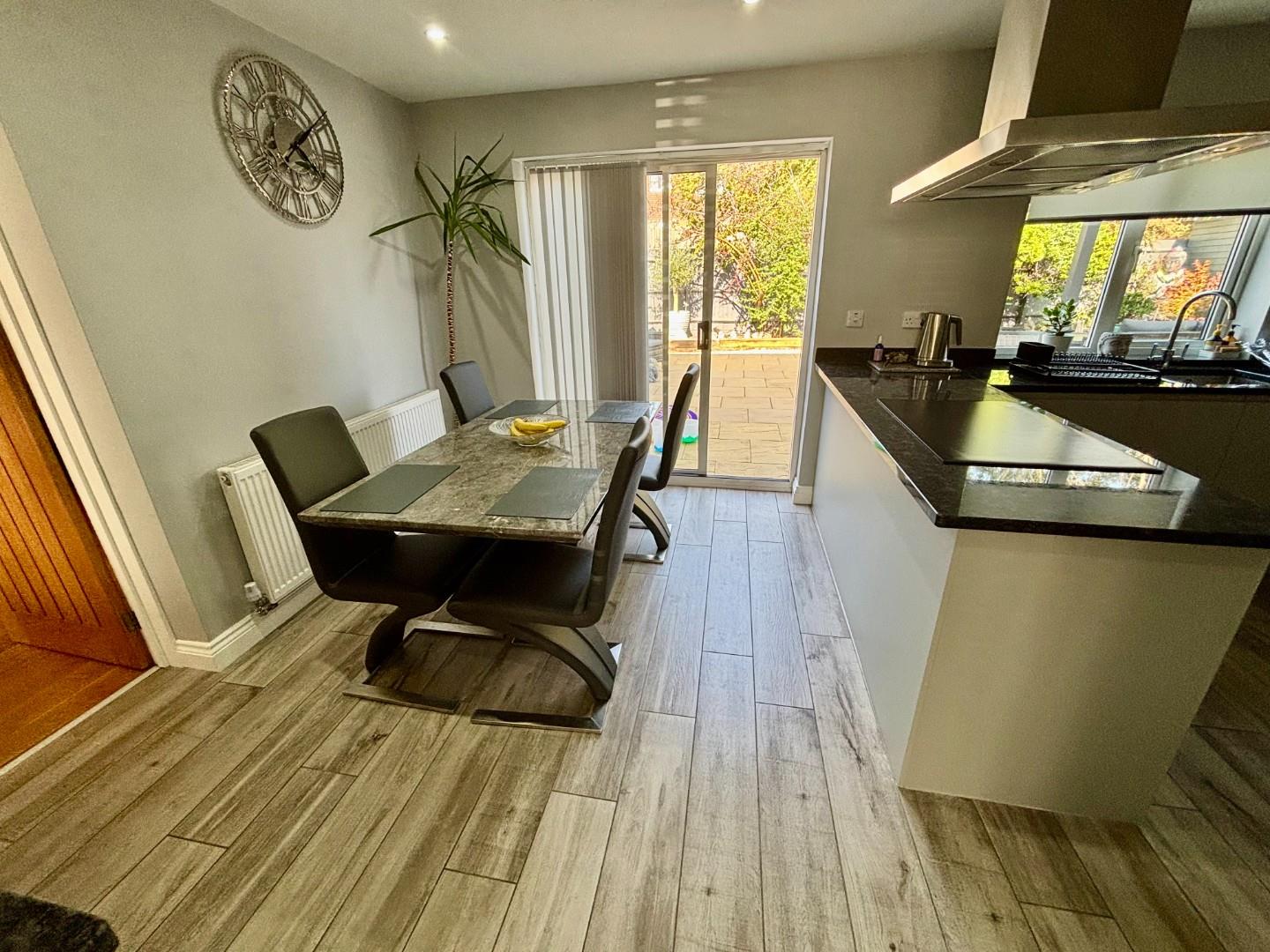 Mapperley Drive, Wakes Meadow