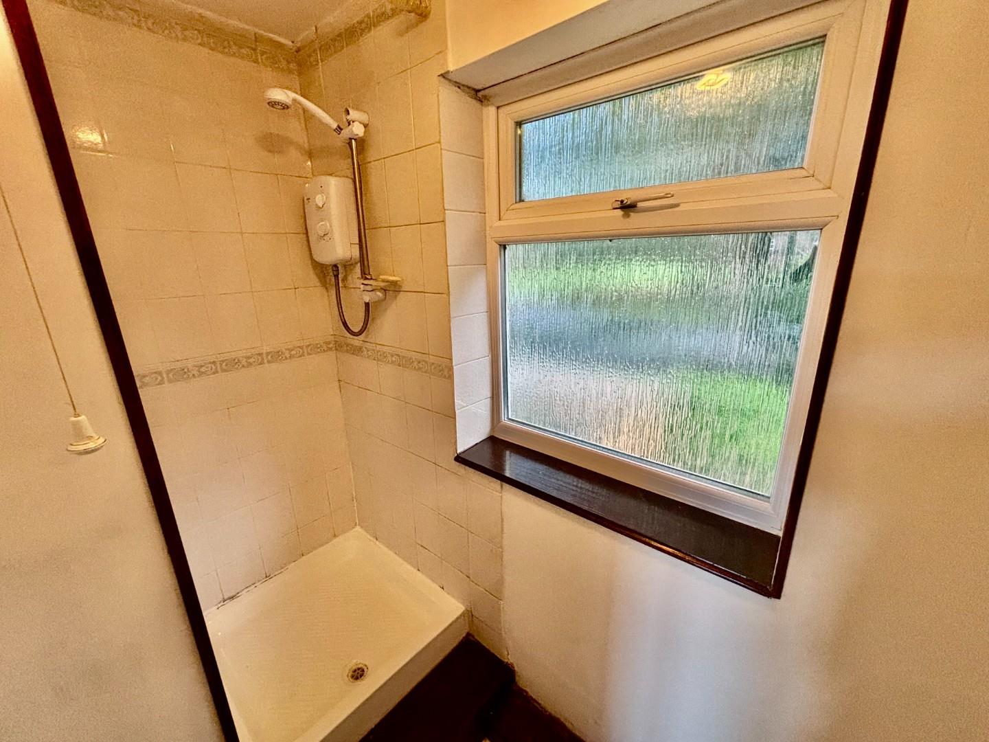 Wysall Road, The Glades