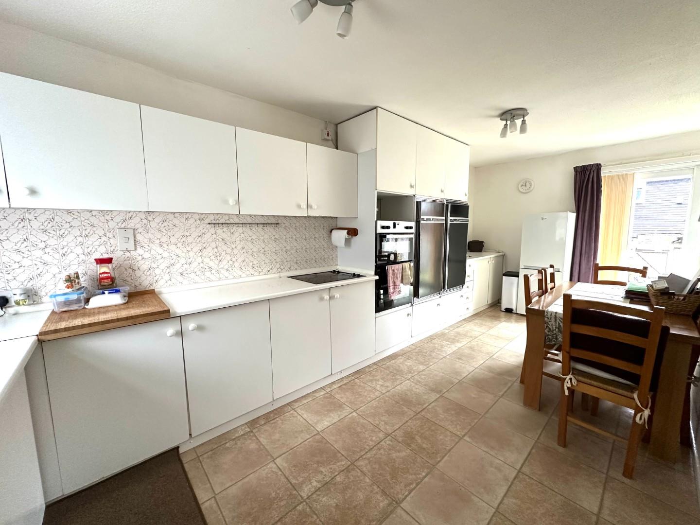 Waypost Court, Lings