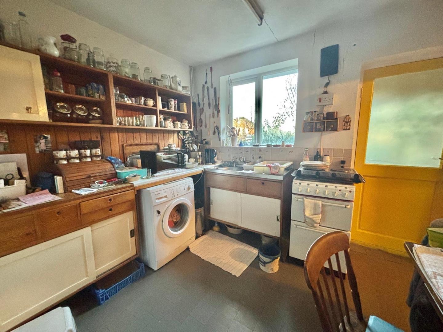 Holdenby Road, Spratton