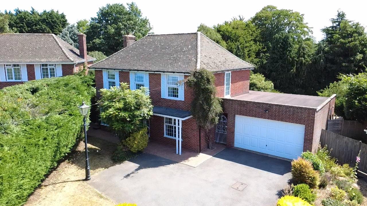 High Street, Brixworth