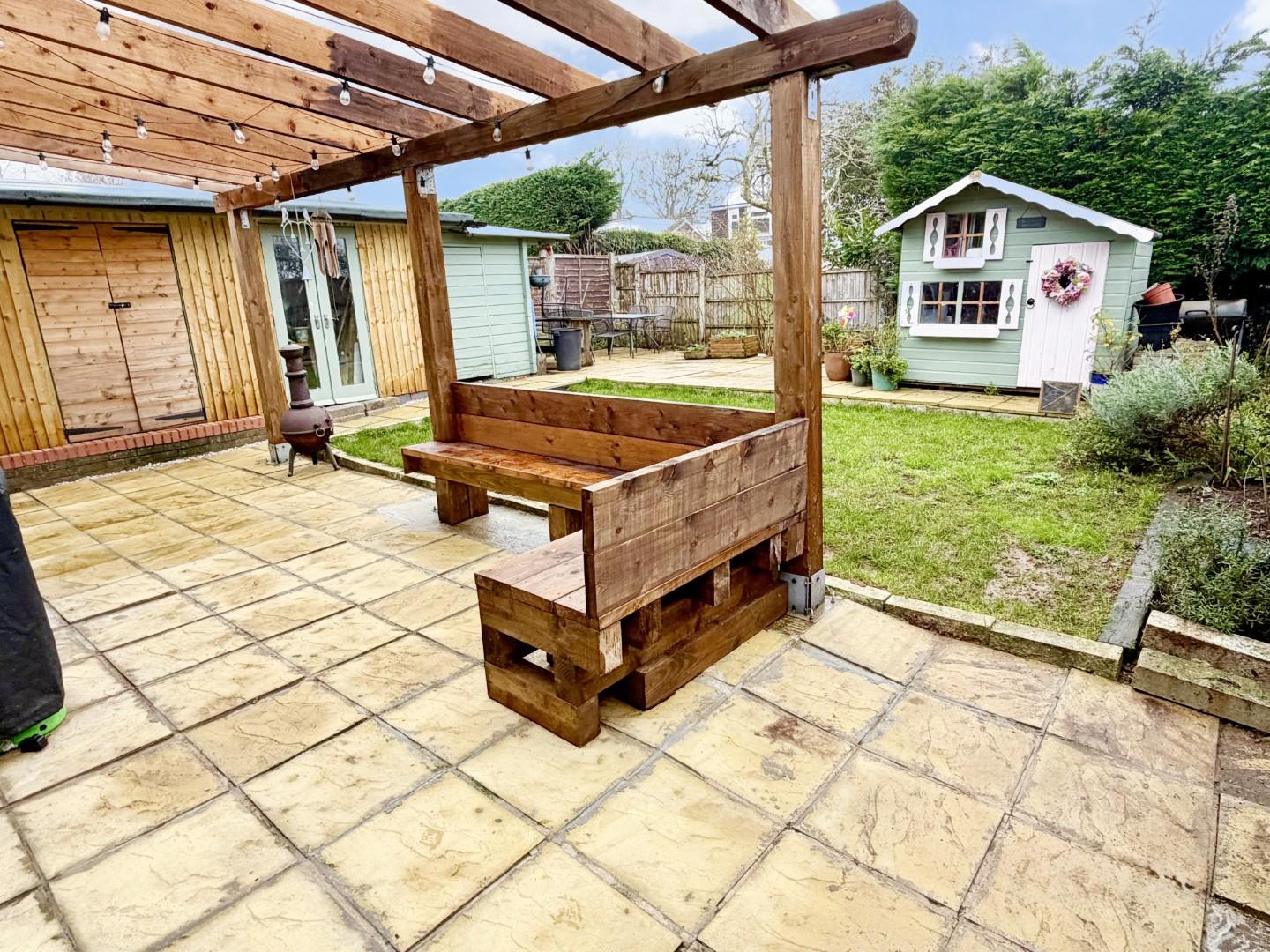 Scott Close, Ravensthorpe