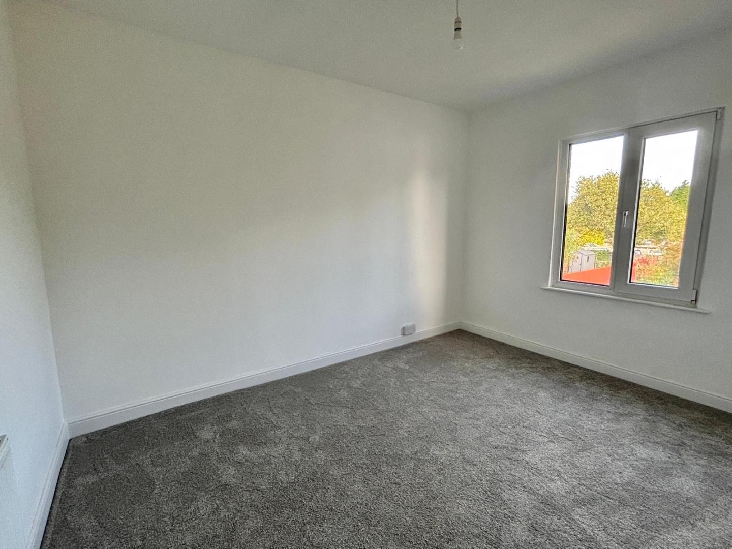 Lesson Road, Brixworth