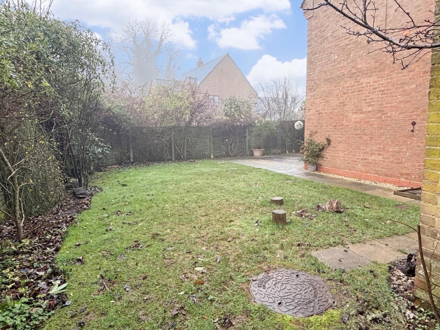 The Orchards, Ravensthorpe