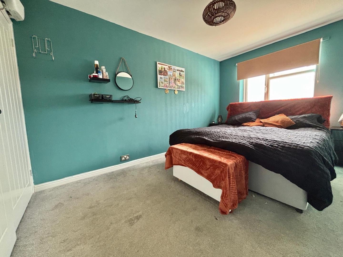 The Knoll, Brixworth