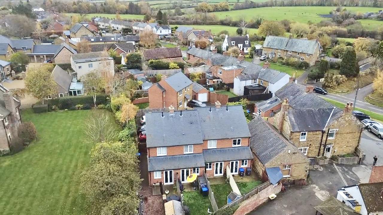 Clays Court, Walgrave