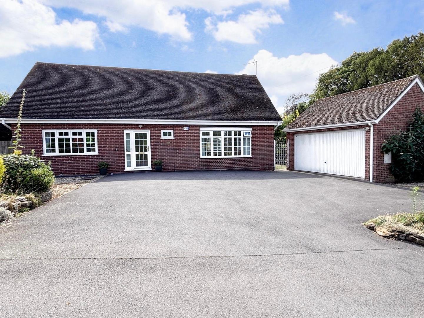 High Street, Brixworth