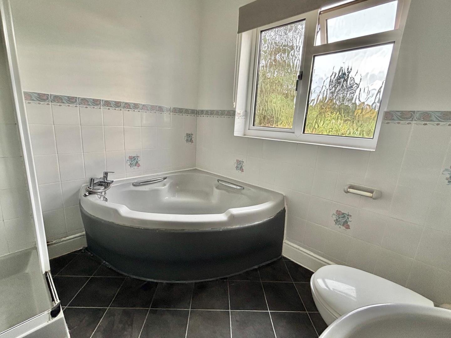 Station Road, Brixworth