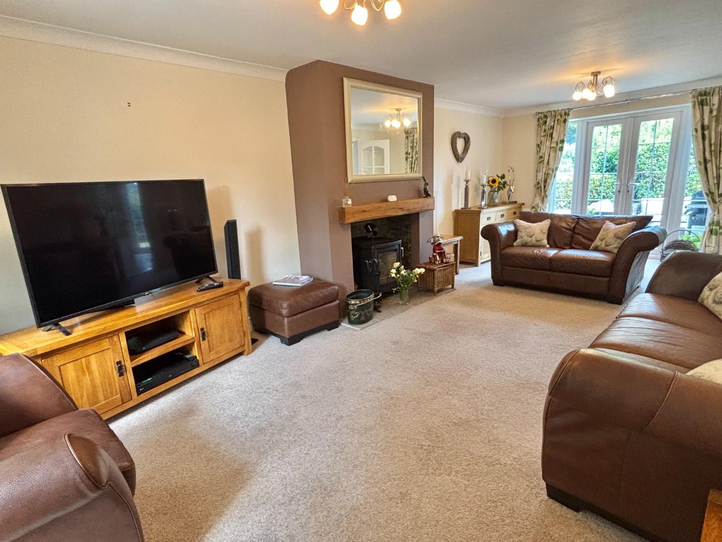 High Street, Brixworth