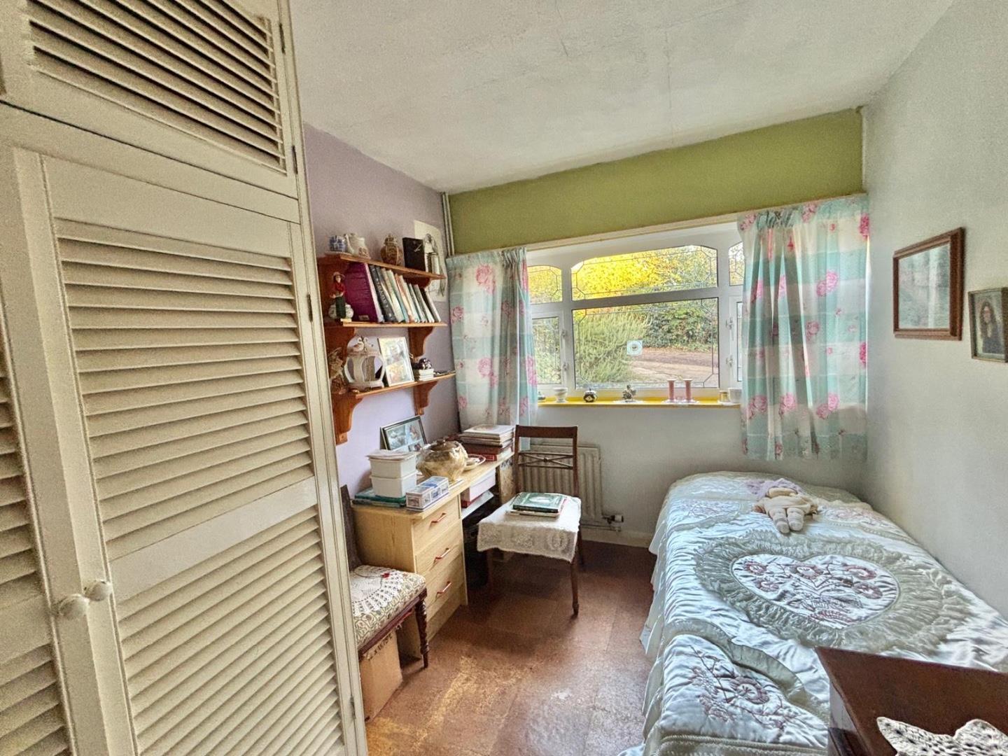 Holdenby Road, Spratton