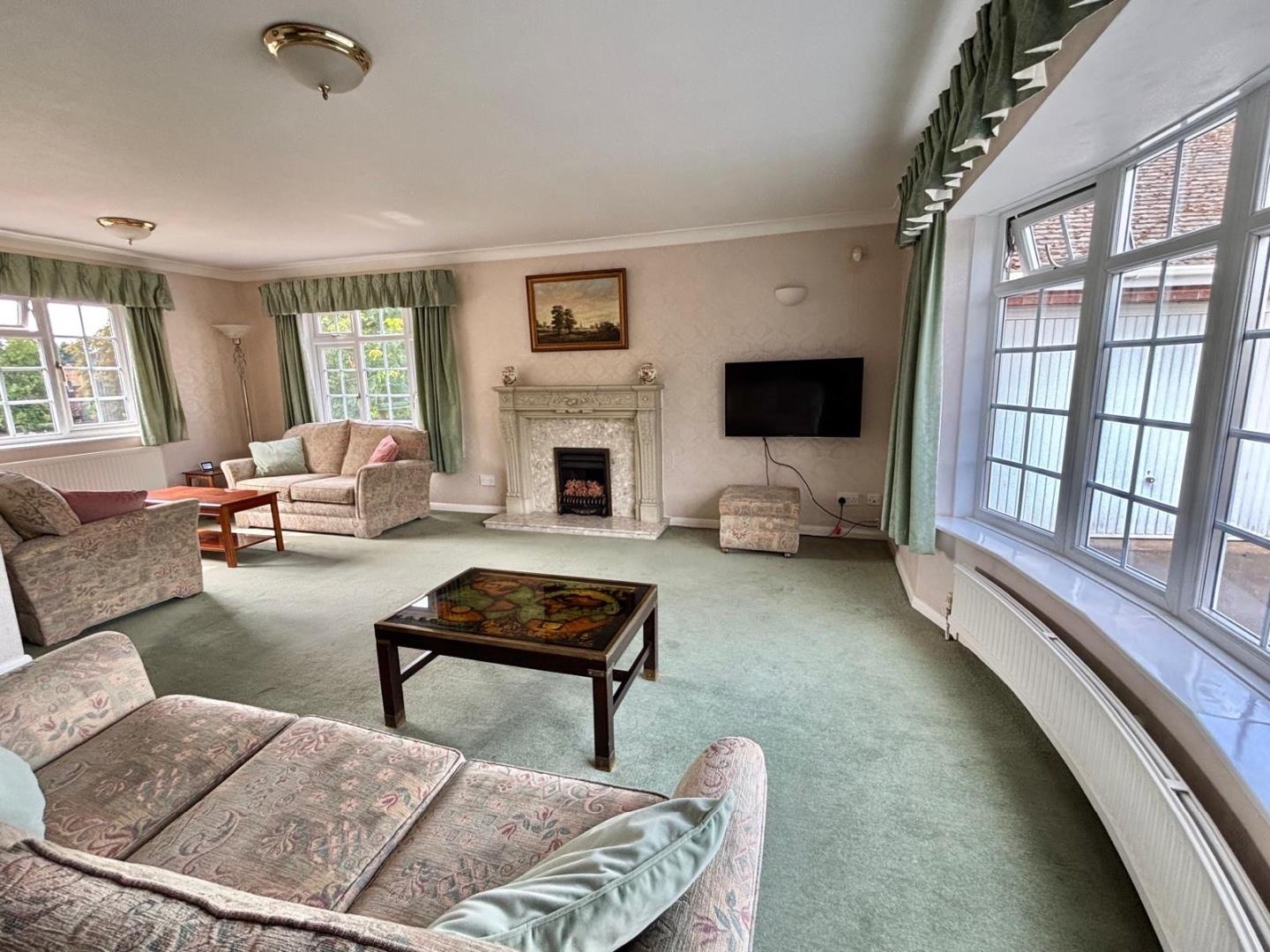 High Street, Brixworth