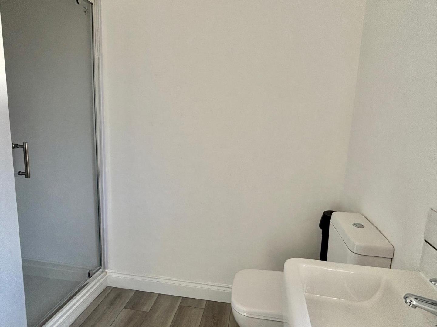 Lesson Road, Brixworth