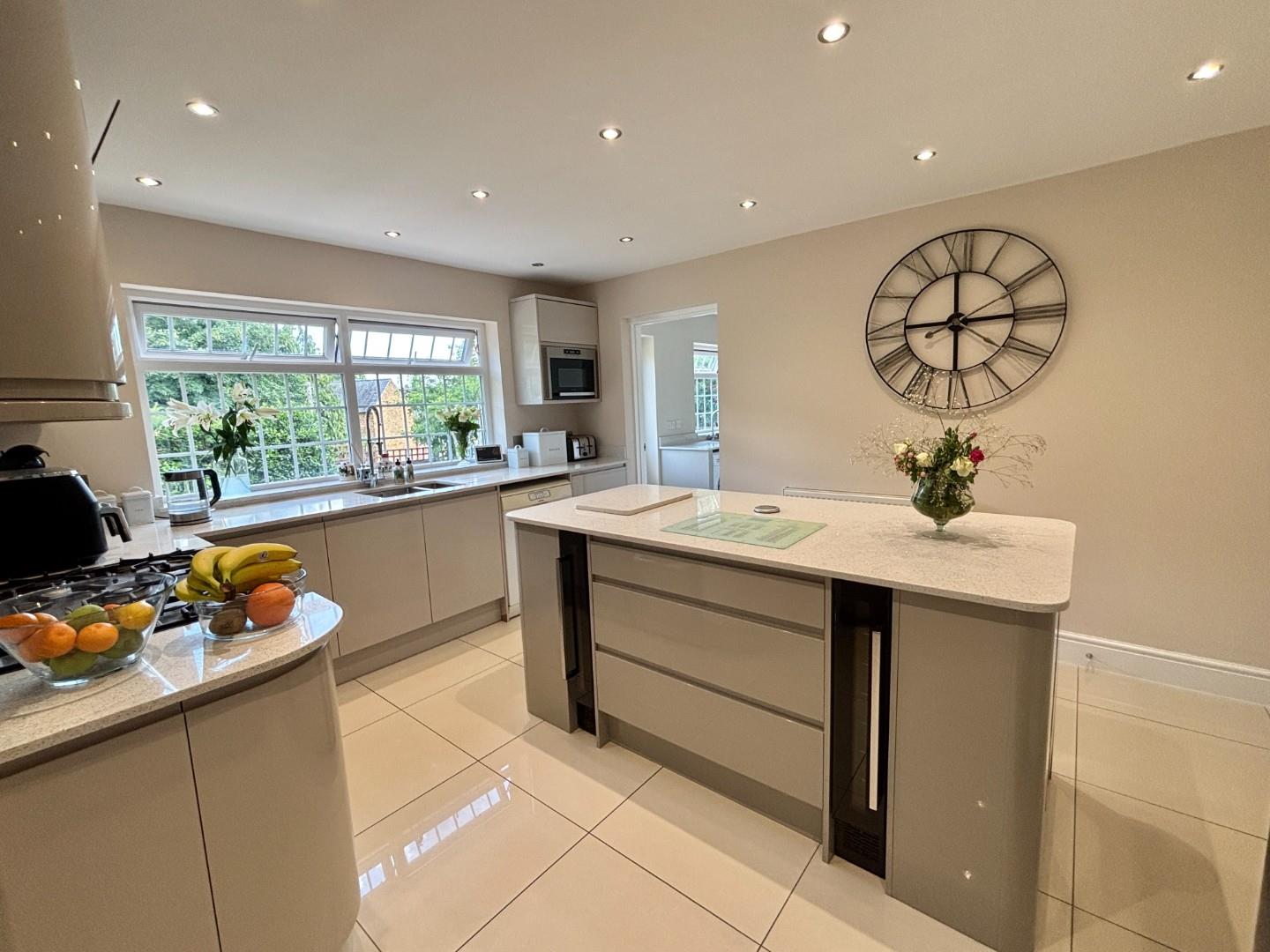 High Street, Brixworth