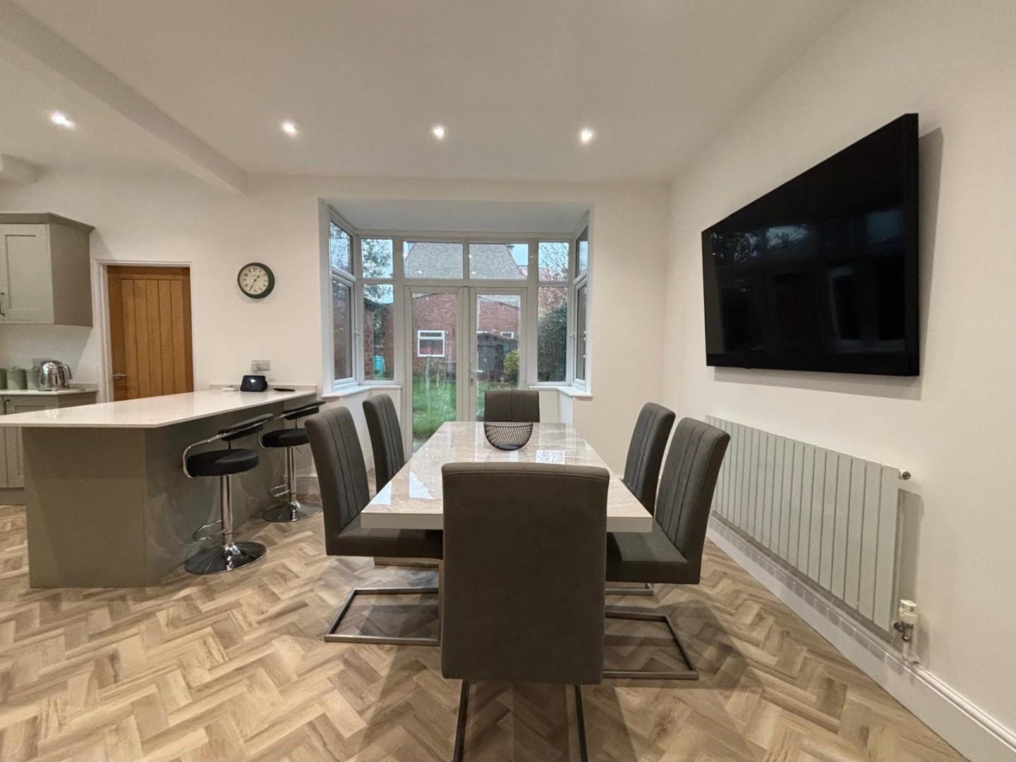 Lime Avenue, Abington