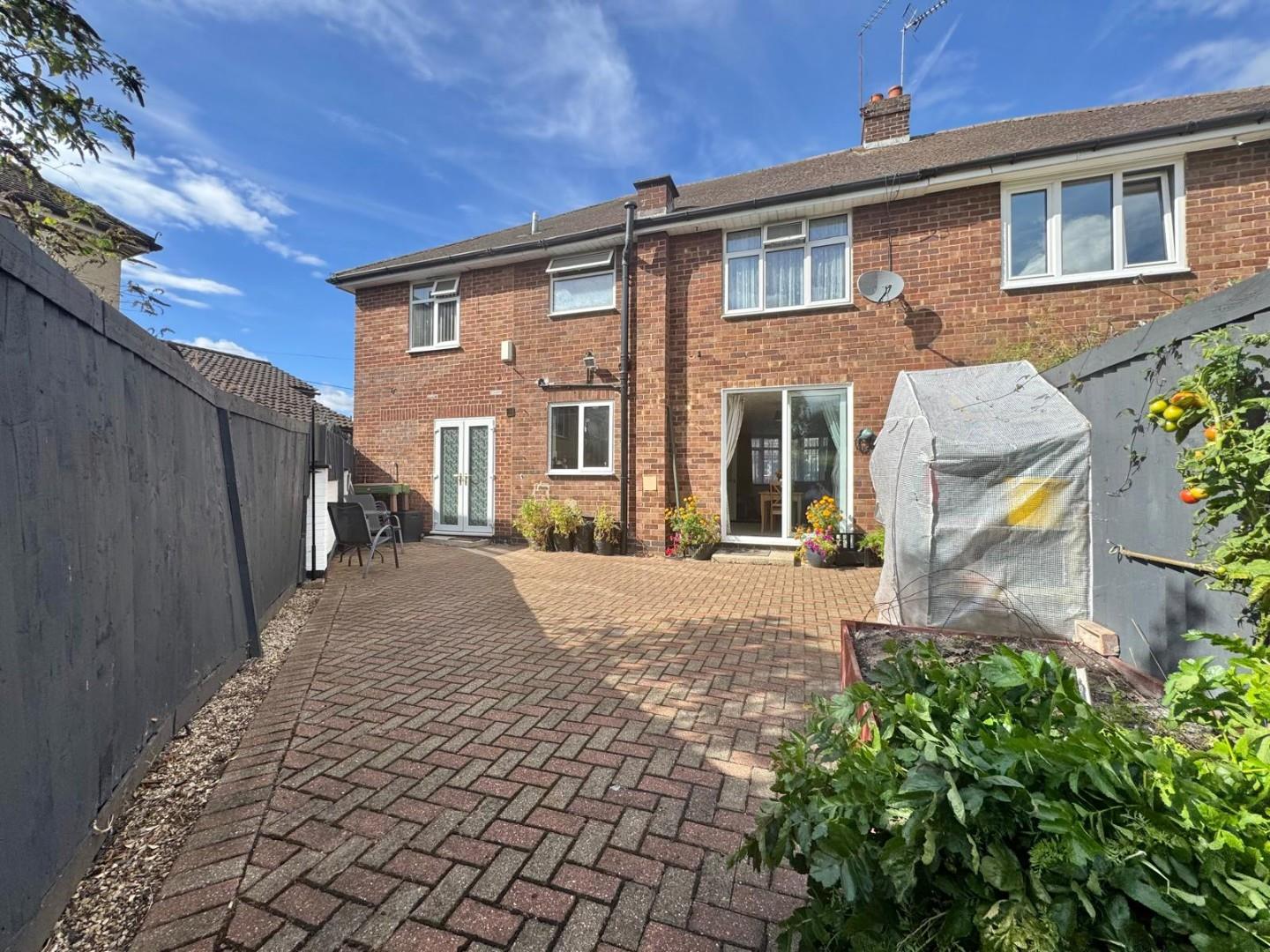 Oaklands Drive, Westone