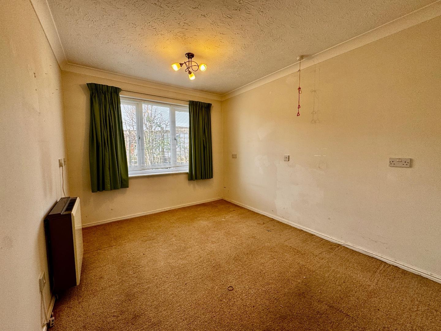 Sheraton Close, The Headlands